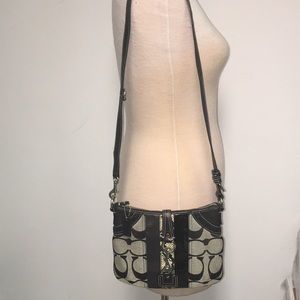 AUTHENTIC COACH PURSE